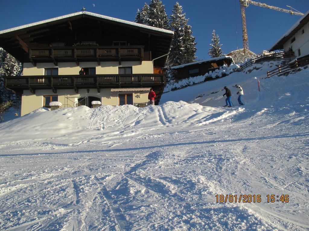 Haus Bergfried Hotel Westendorf Exterior photo